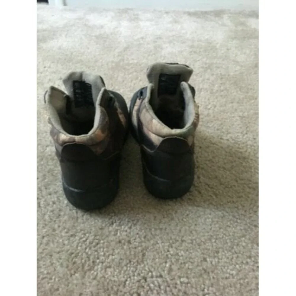 Boone & Crockett Boys Hiking Boots. Thermolite Weatherproof Size 1M Multicolor